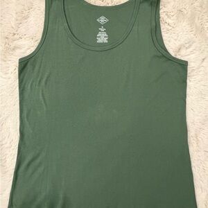 St Johns Bay NWOT Women's Tank Top - Olive Green
